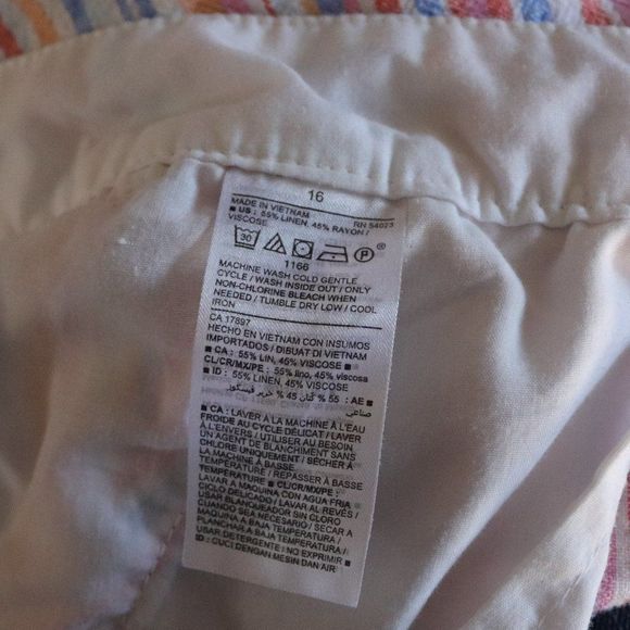 Old Navy High Rise Everyday Shorts Linen - Picture 6 of 9